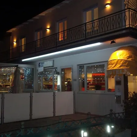 Gronda Lagunare Hotel 2*