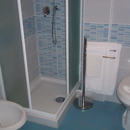 Hotel Gronda Lagunare 2*